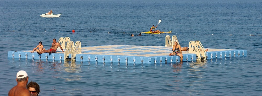 Plateforme de baignade 01