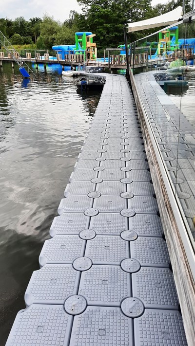 WakeUpCable - SunnyDock D