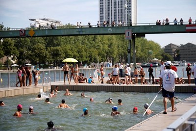 Baignade Flottante Dock Marine - Bassin Villette Paris 19 (1)
